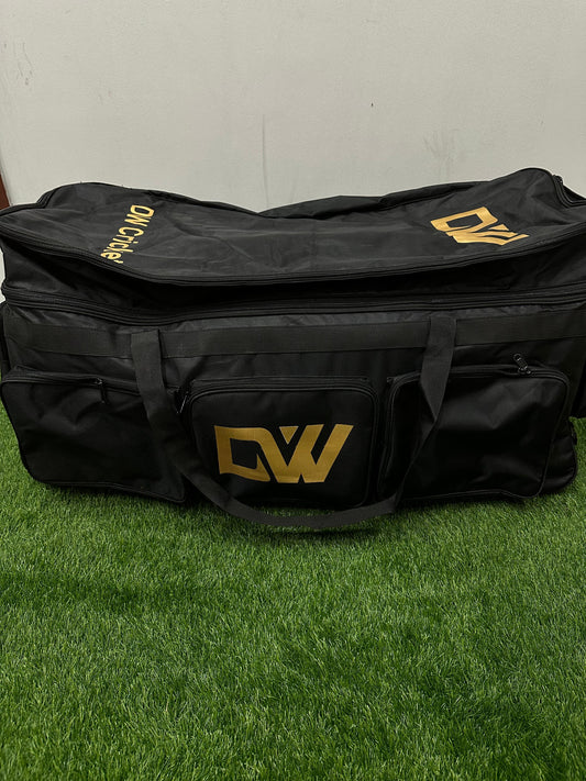 Players Edition Wheelie Bag